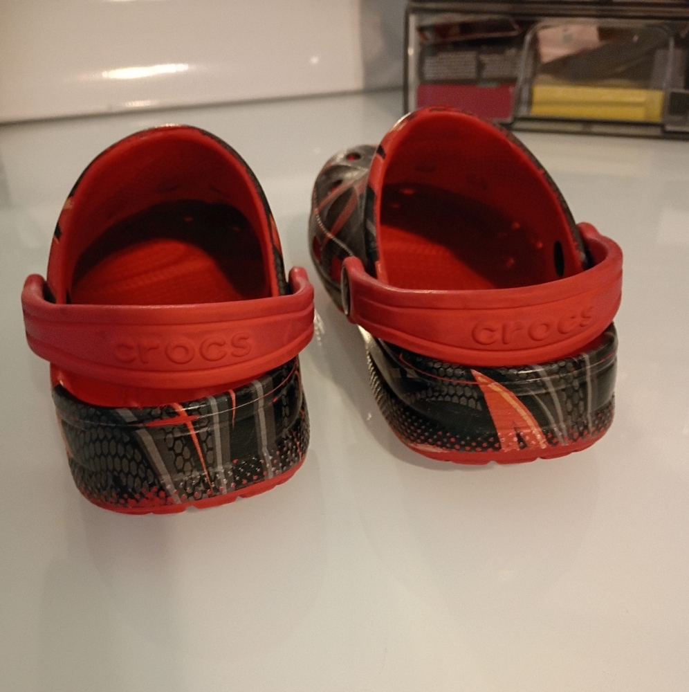 CROCS Kids' Red and Black Clogs size 12 - Picture 6 of 8